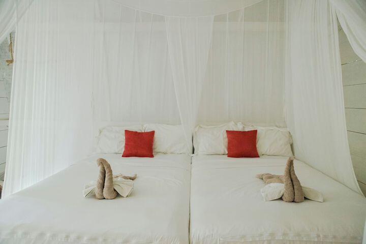 Room 10 of 73