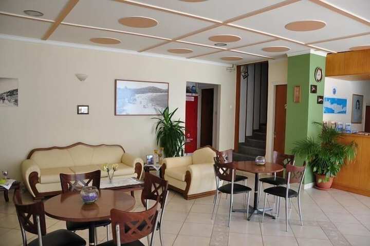 Hotel Interior 6 of 25