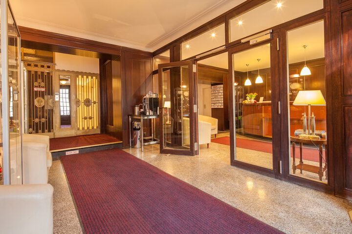 Hotel Lobby