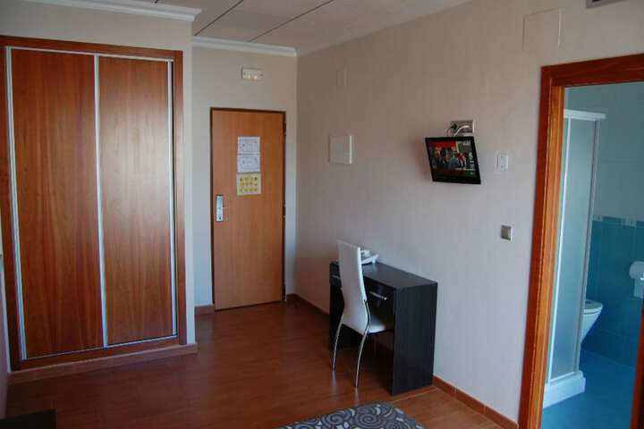 Room 8 of 39