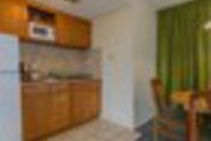 Room 104 of 216