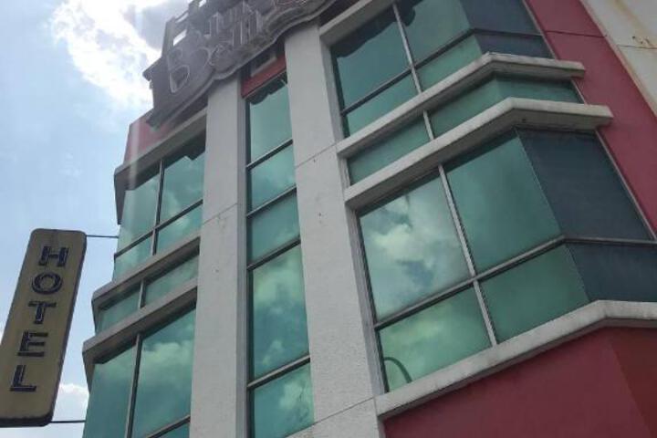 BLUEBELL HOTEL SDN BHD