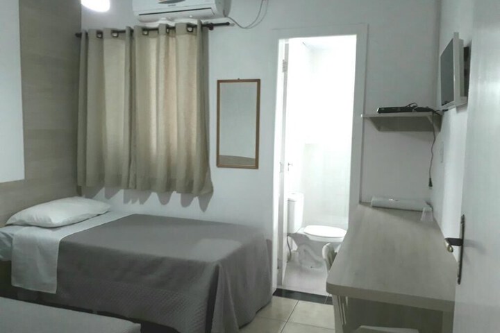 Room 7 of 41
