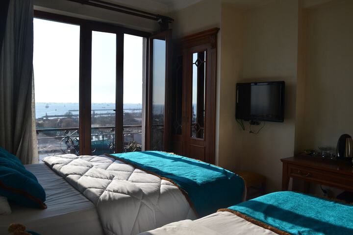 Room 23 of 63