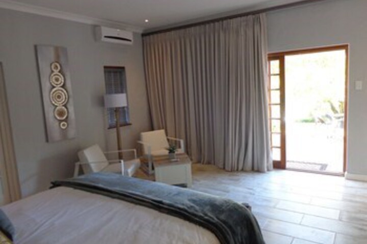 Room 13 of 23