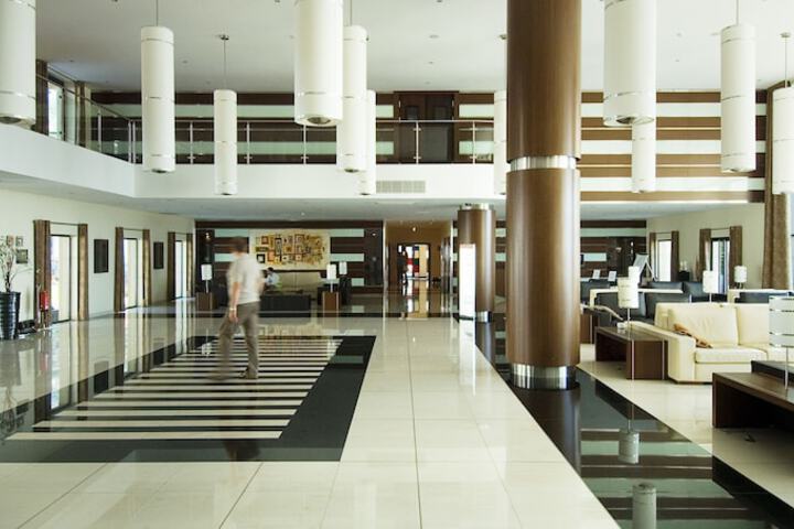Guest Lobby