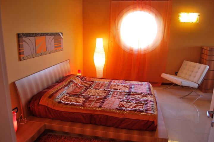 Room 8 of 44