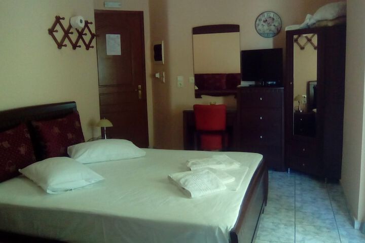 Room 17 of 41