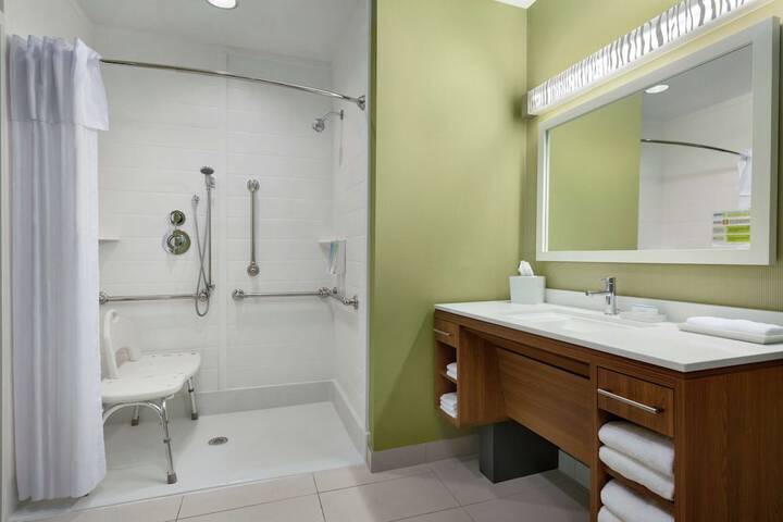 Bathroom shower