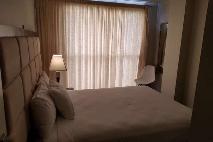 Room 6 of 56