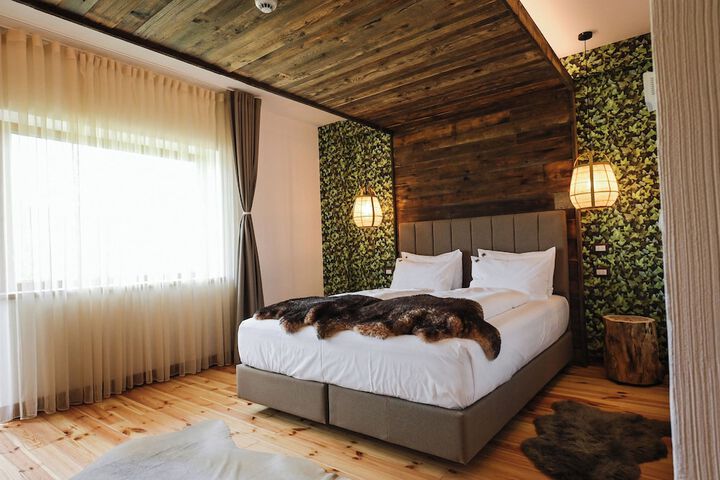 Room 28 of 55