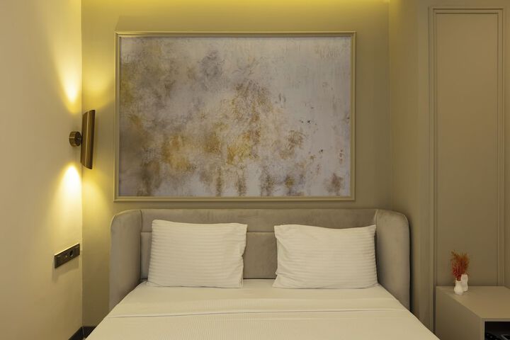 Room 36 of 111