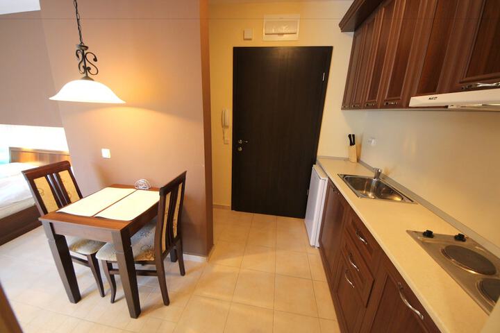 Private kitchenette