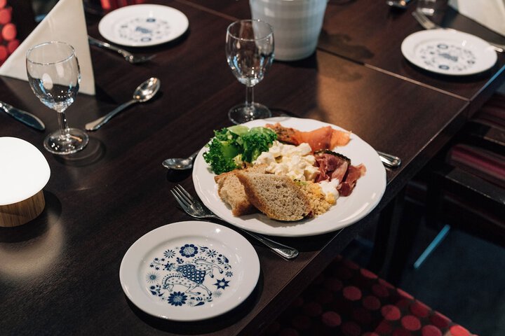Dining 57 of 85