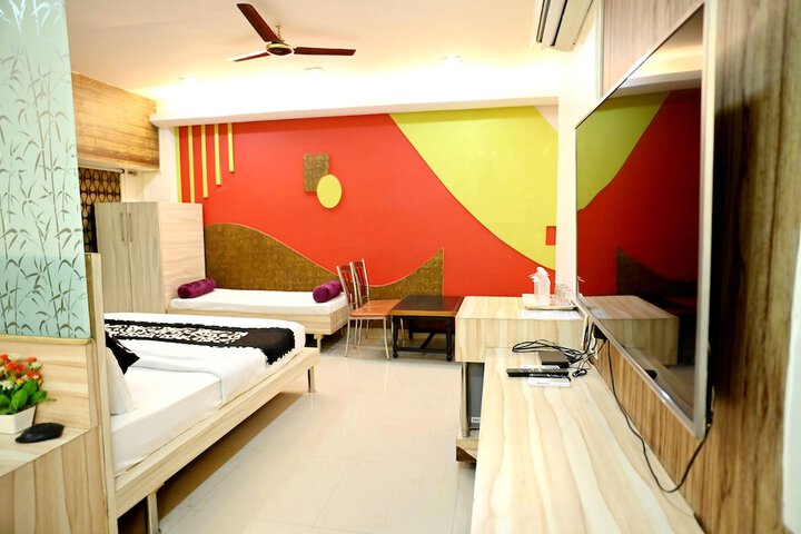 Room 30 of 81