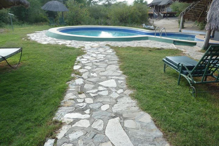 Pool 21 of 38