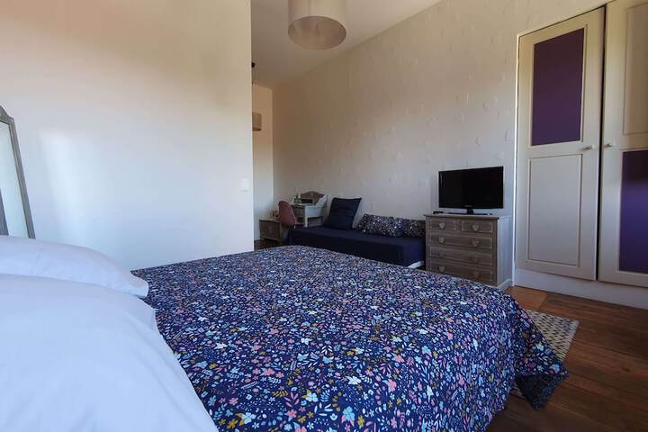 Room 16 of 181