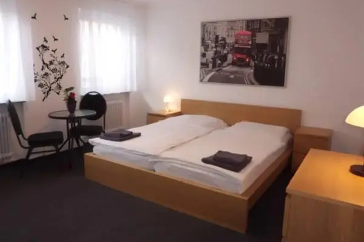 Room 3 of 13