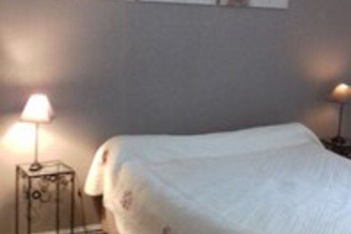 Room 15 of 19