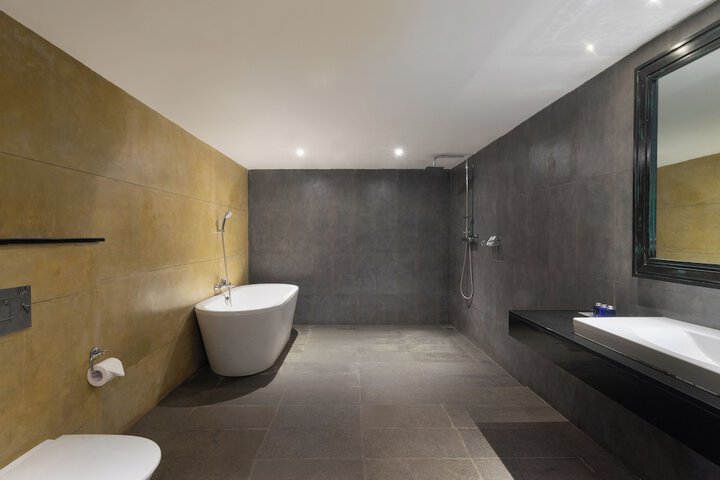 Bath Interior