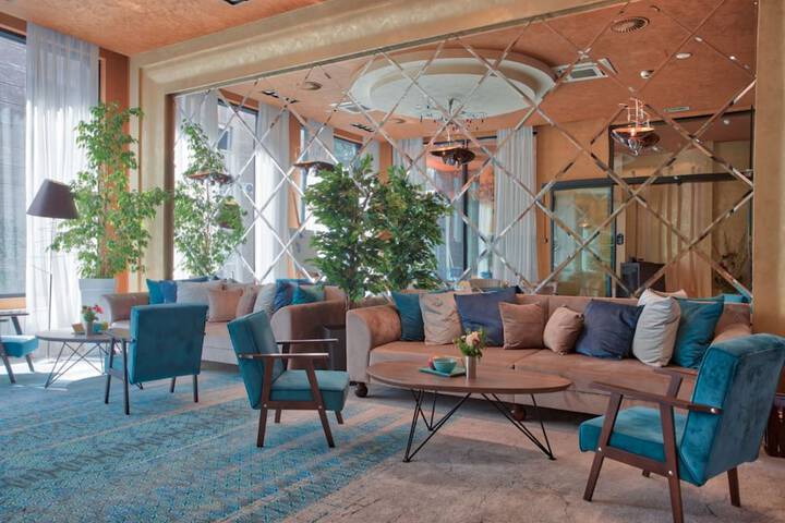 Hotel Lobby