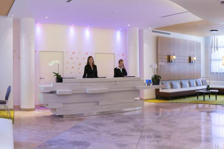 Check-in/check-out kiosk