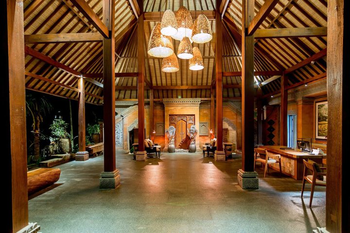 Lobby Entry