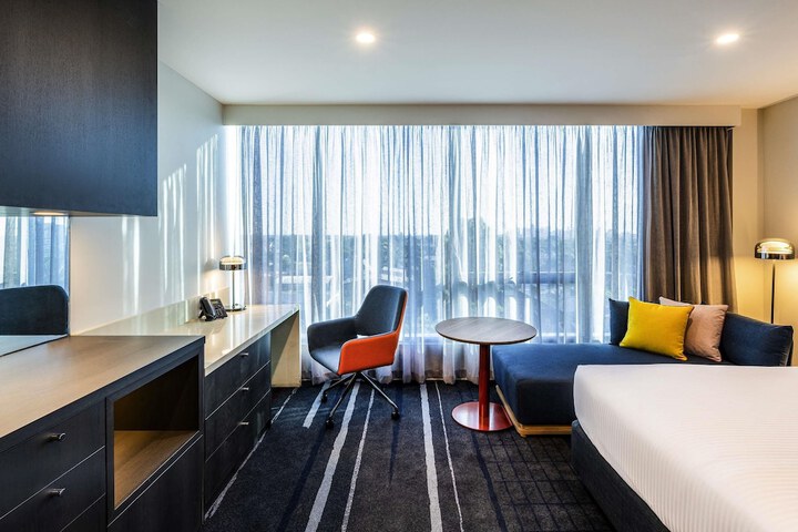 Room 38 of 158