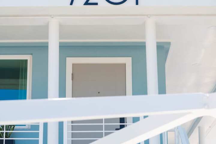 Hotel 220 of 227