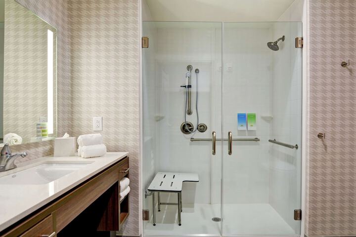 Bathroom shower