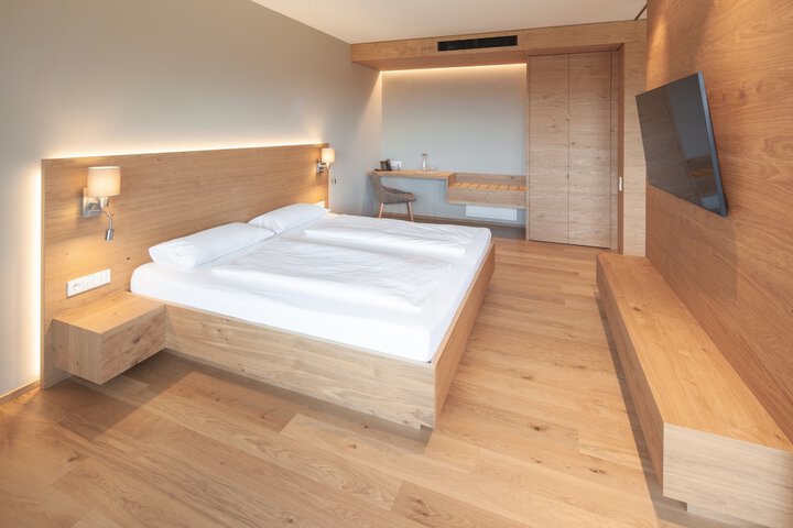 Room 21 of 74