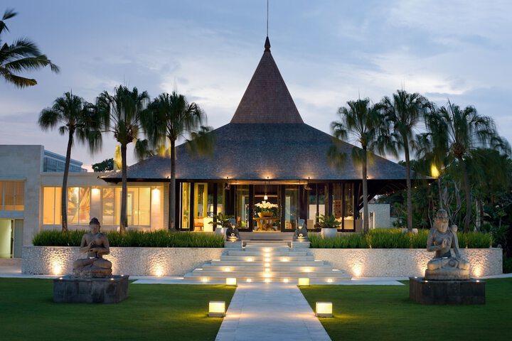 Lobby Entry