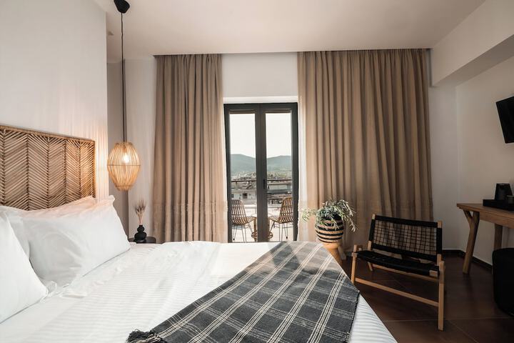 Room 10 of 57