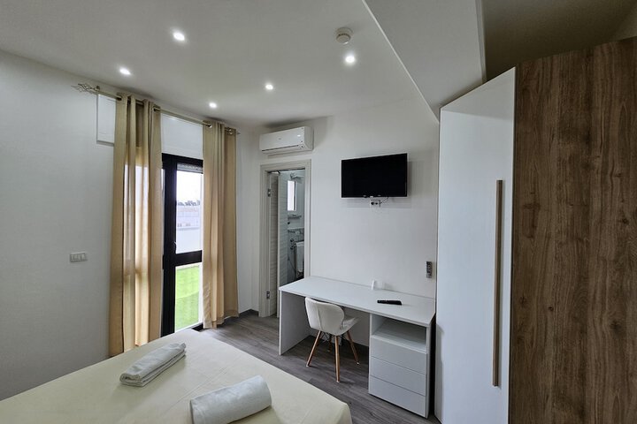 Room 42 of 66
