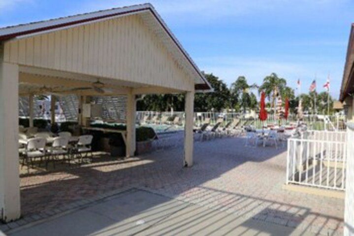 Pool 16 of 25