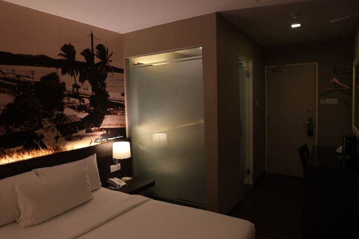 Room 26 of 57