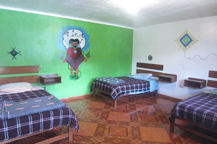 Room 8 of 28