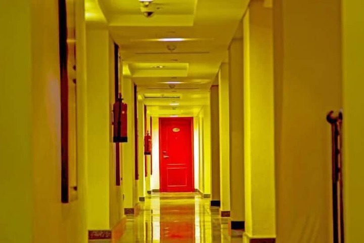 Ballroom/Hall 23 of 31