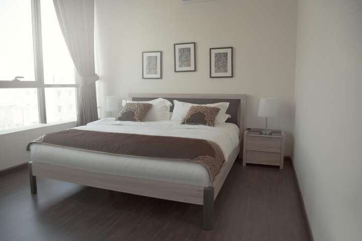 Room 12 of 32