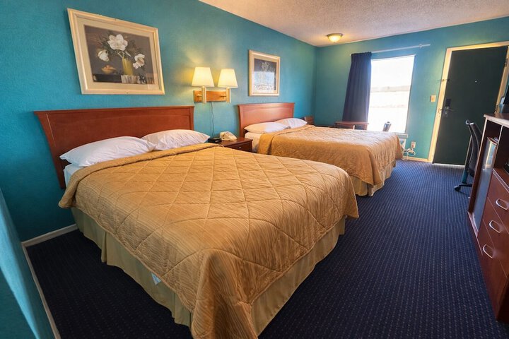 Room 11 of 50