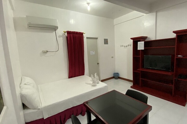 Room 8 of 21