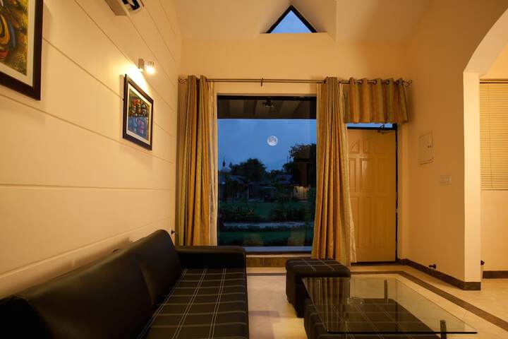 Room 8 of 26