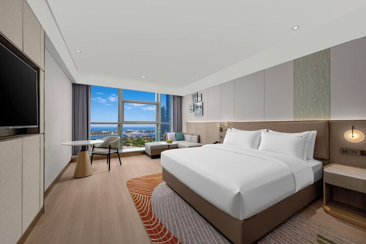 Room 25 of 87