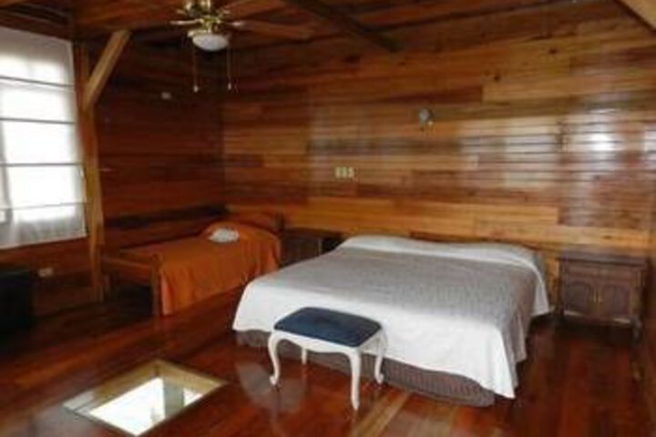 Room 14 of 26