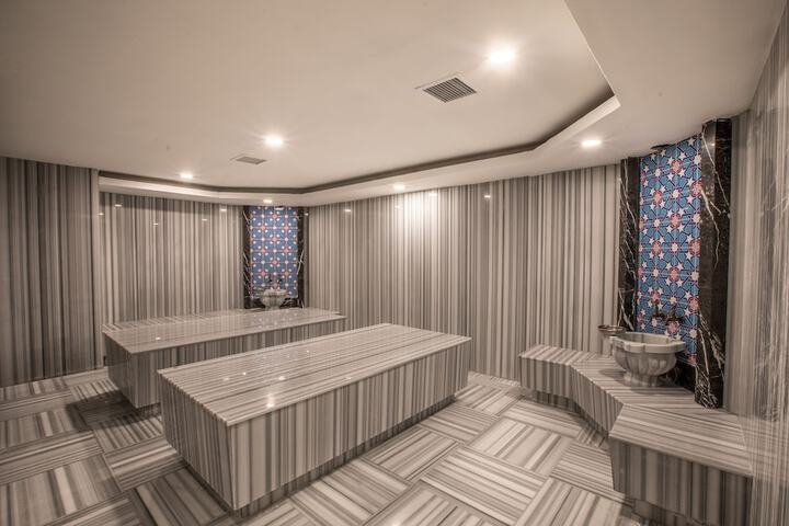 Room 47 of 103