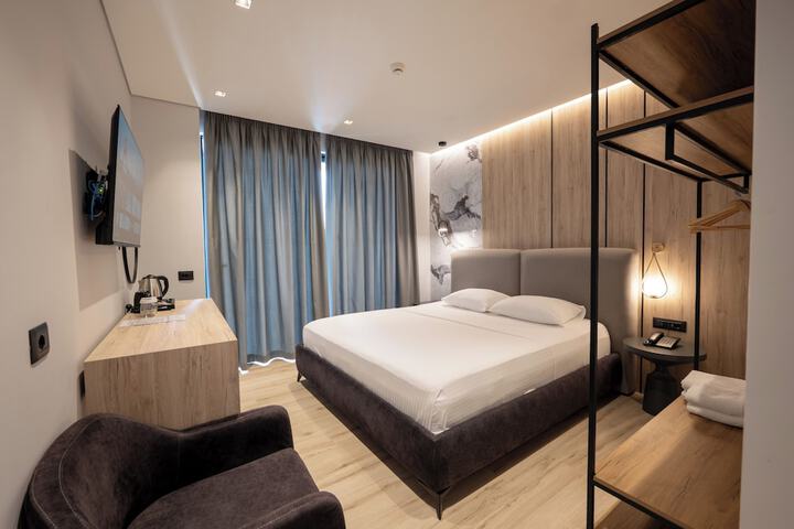 Room 21 of 112