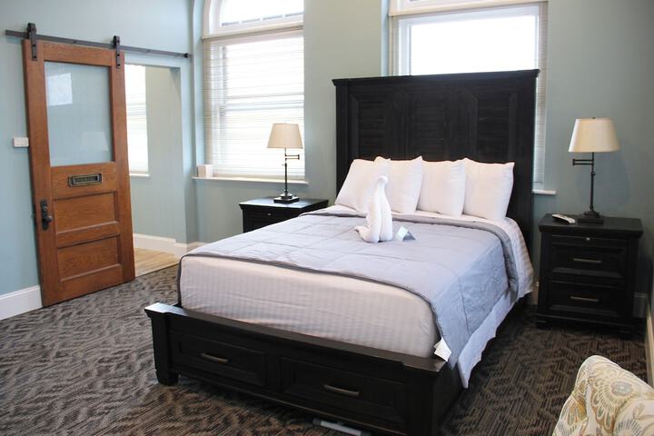 Room 50 of 212