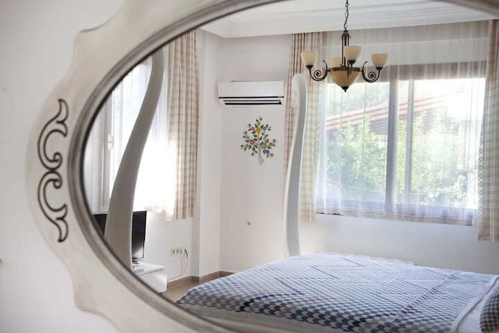 Room 16 of 52