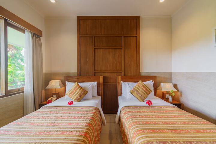 Room 26 of 162