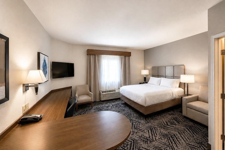 Room 17 of 36